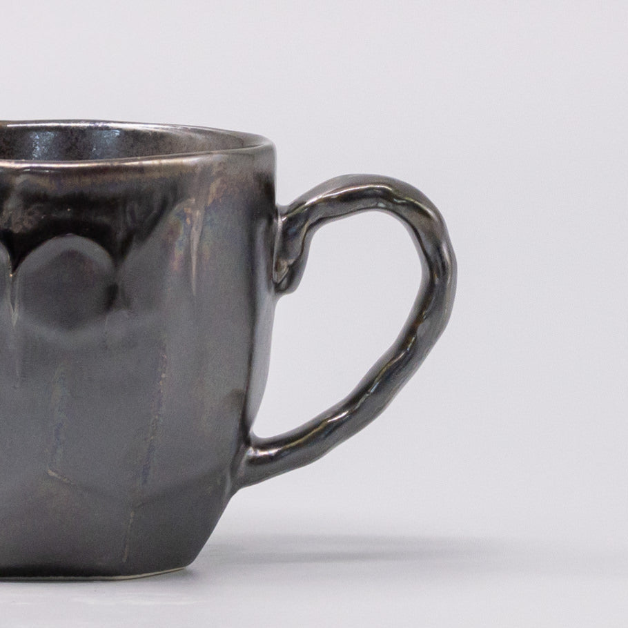 Mug in a Gift Box 260ml Black Drip Glaze V637-C1111