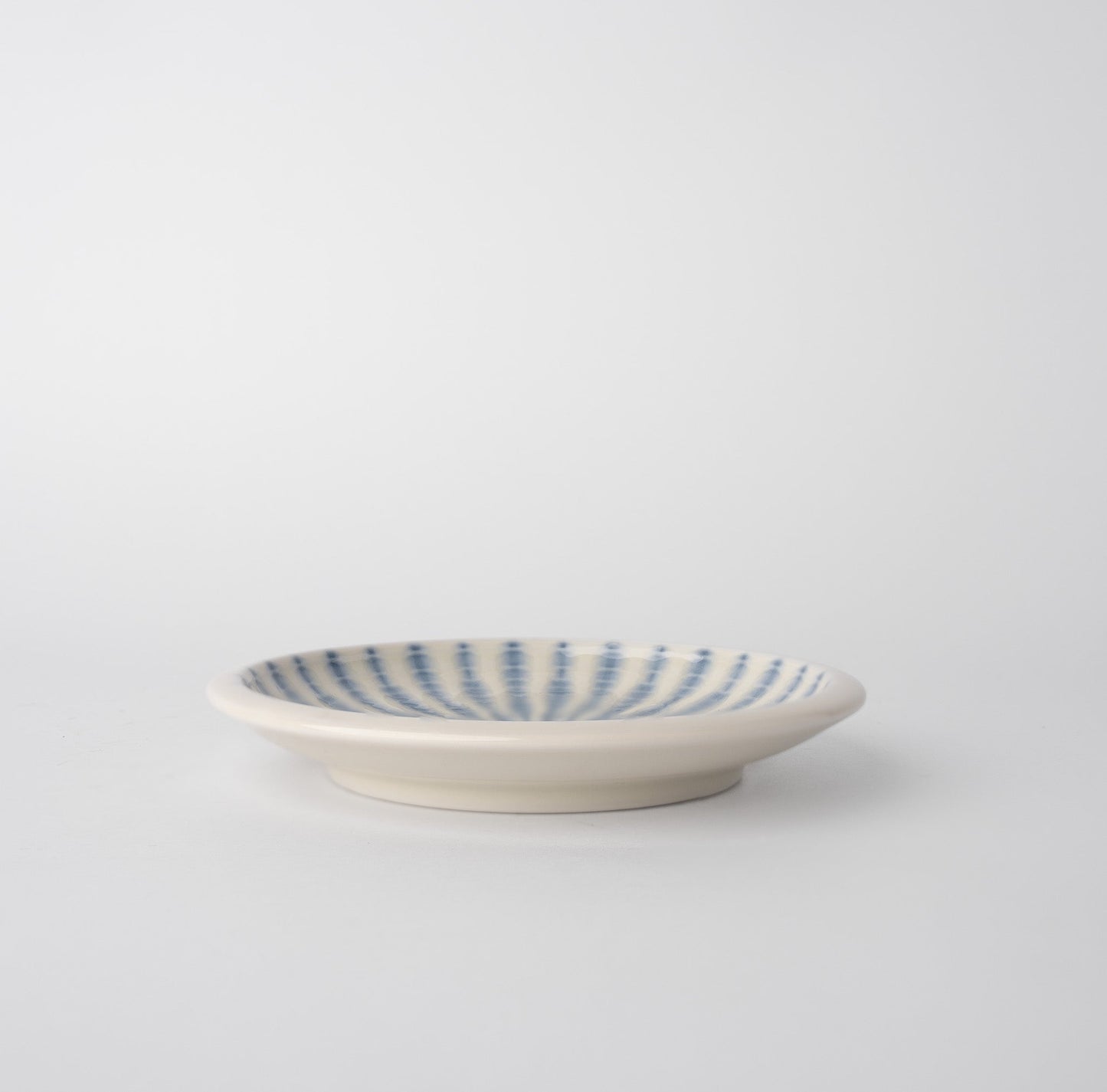 Saucer 14cm Focus White Glaze V637-C1177