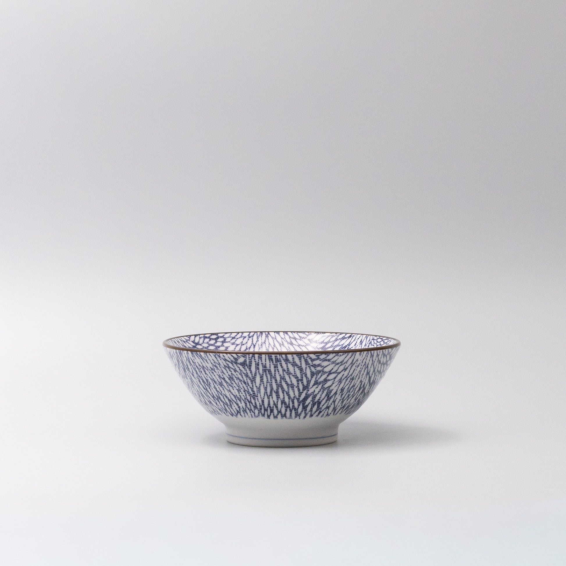Udon Bowl 17.5cm Chrysanthemum Design V637-C1221
