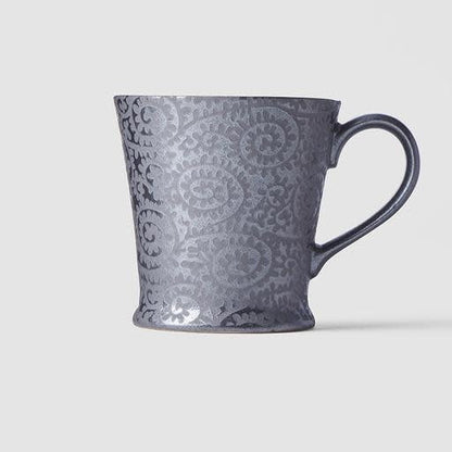 Mug 200ml Black Scroll Design V637-C1375