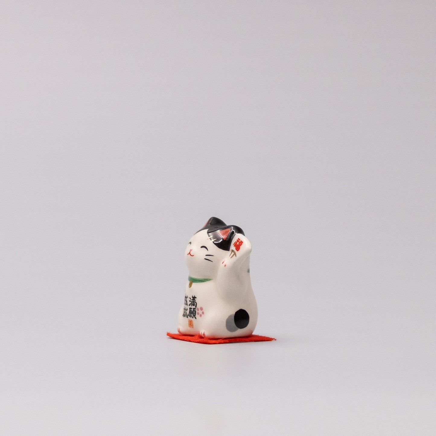 Okimono Victory Lucky Cat V637-C1399B