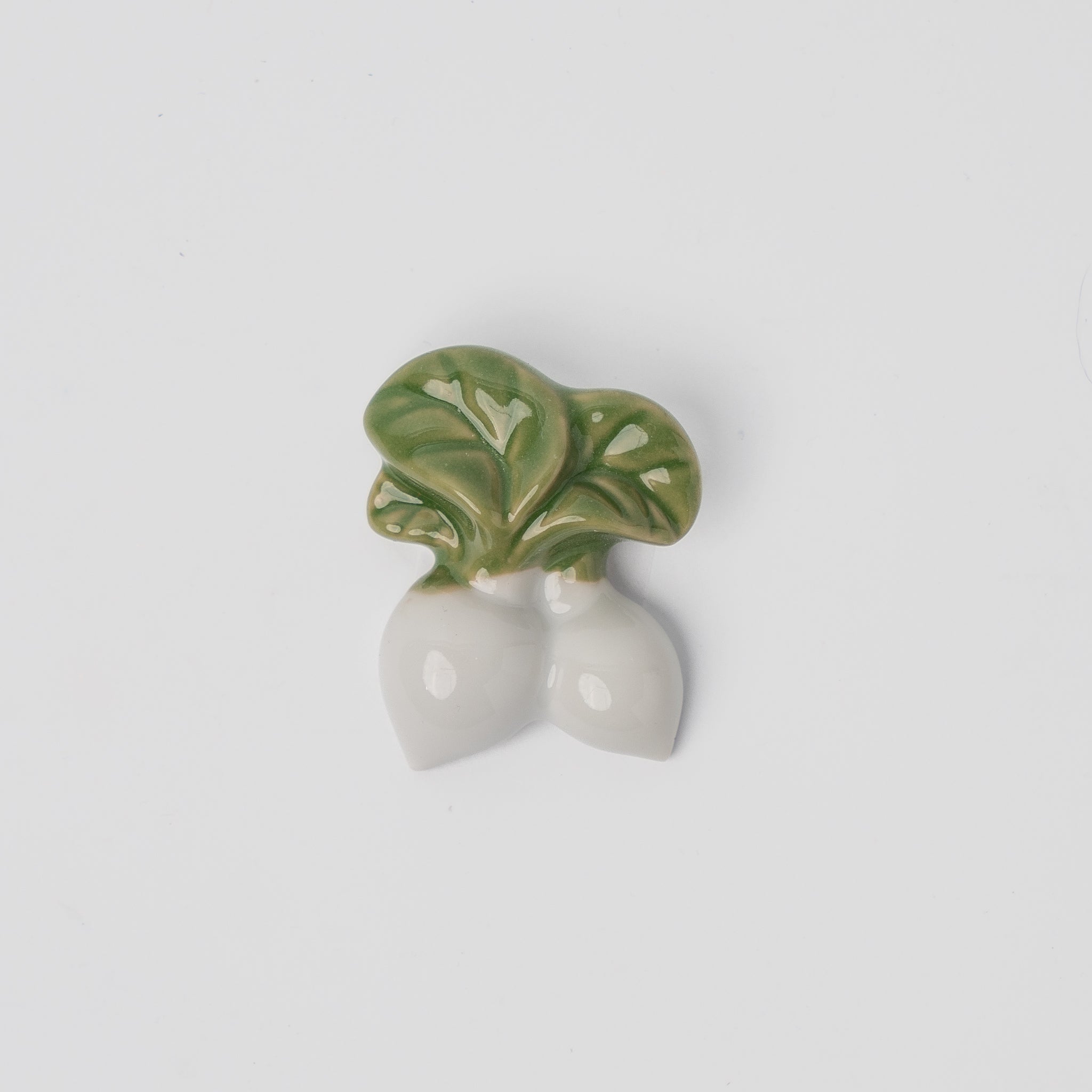 Chopstick Rest White & Green Radish V637-C1666