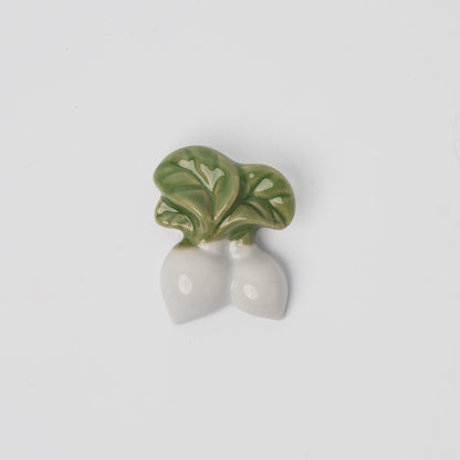Chopstick Rest White & Green Radish V637-C1666