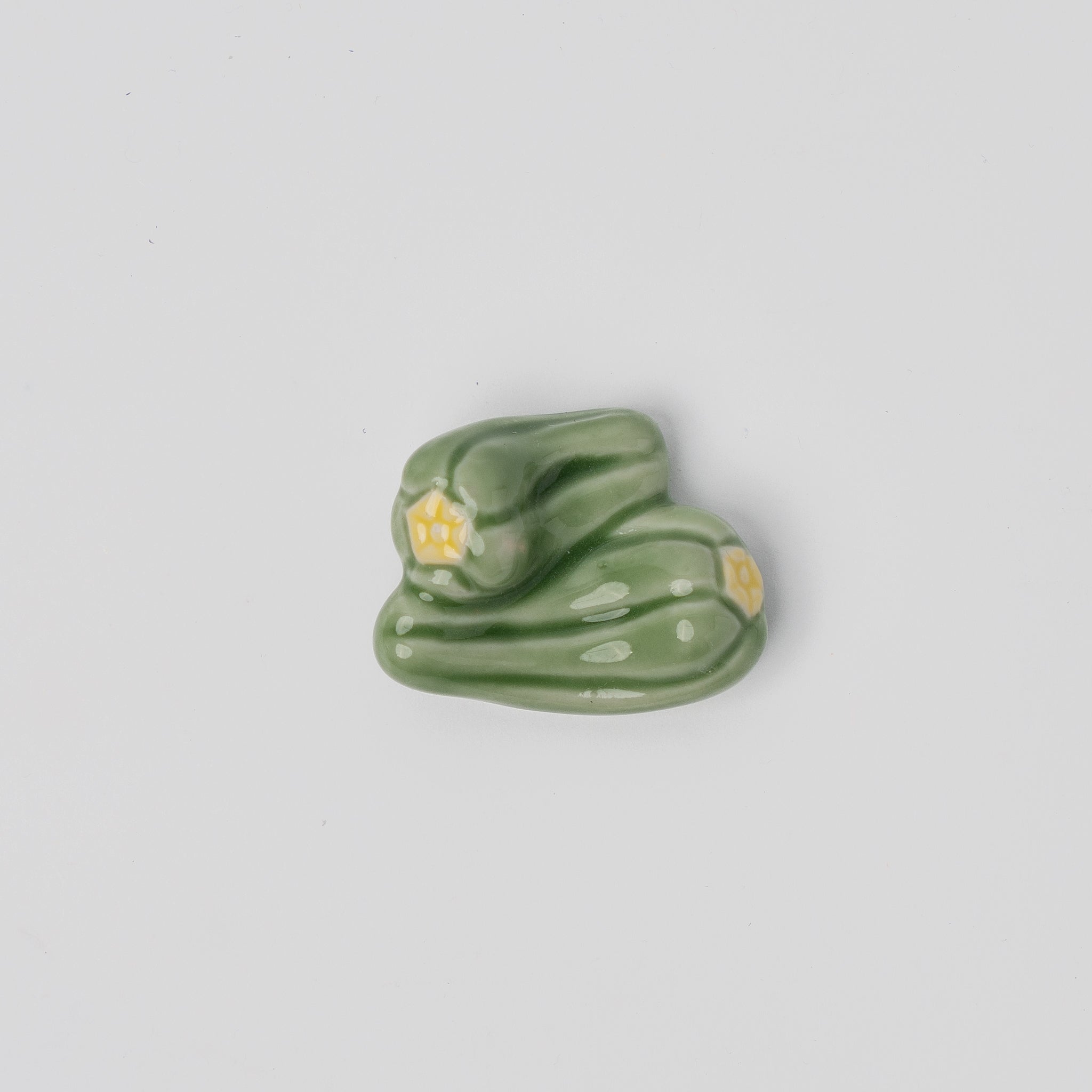 Chopstick Rest Green Pepper V637-C1668