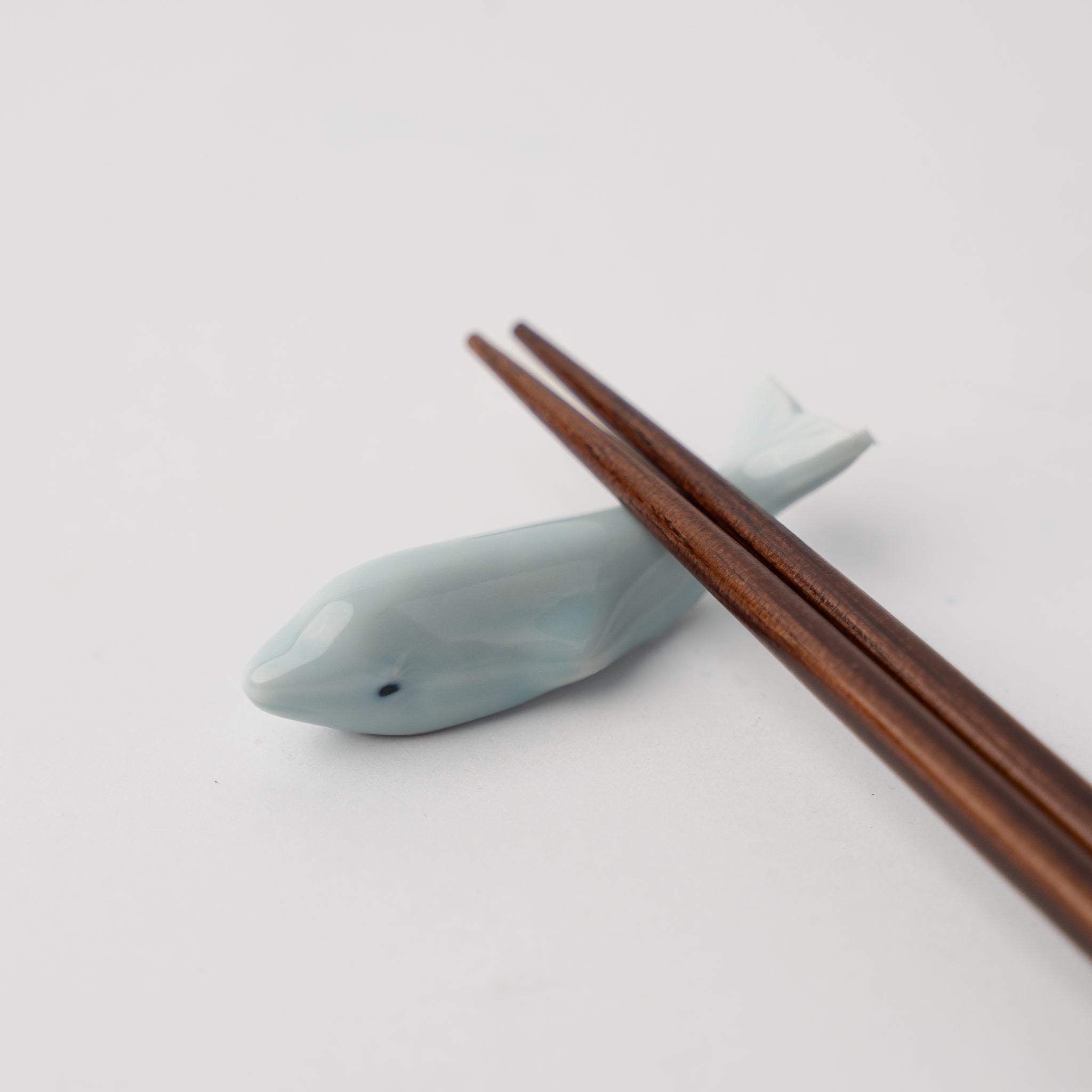 Chopstick Rest Ice Blue Dolphin V637-C1669