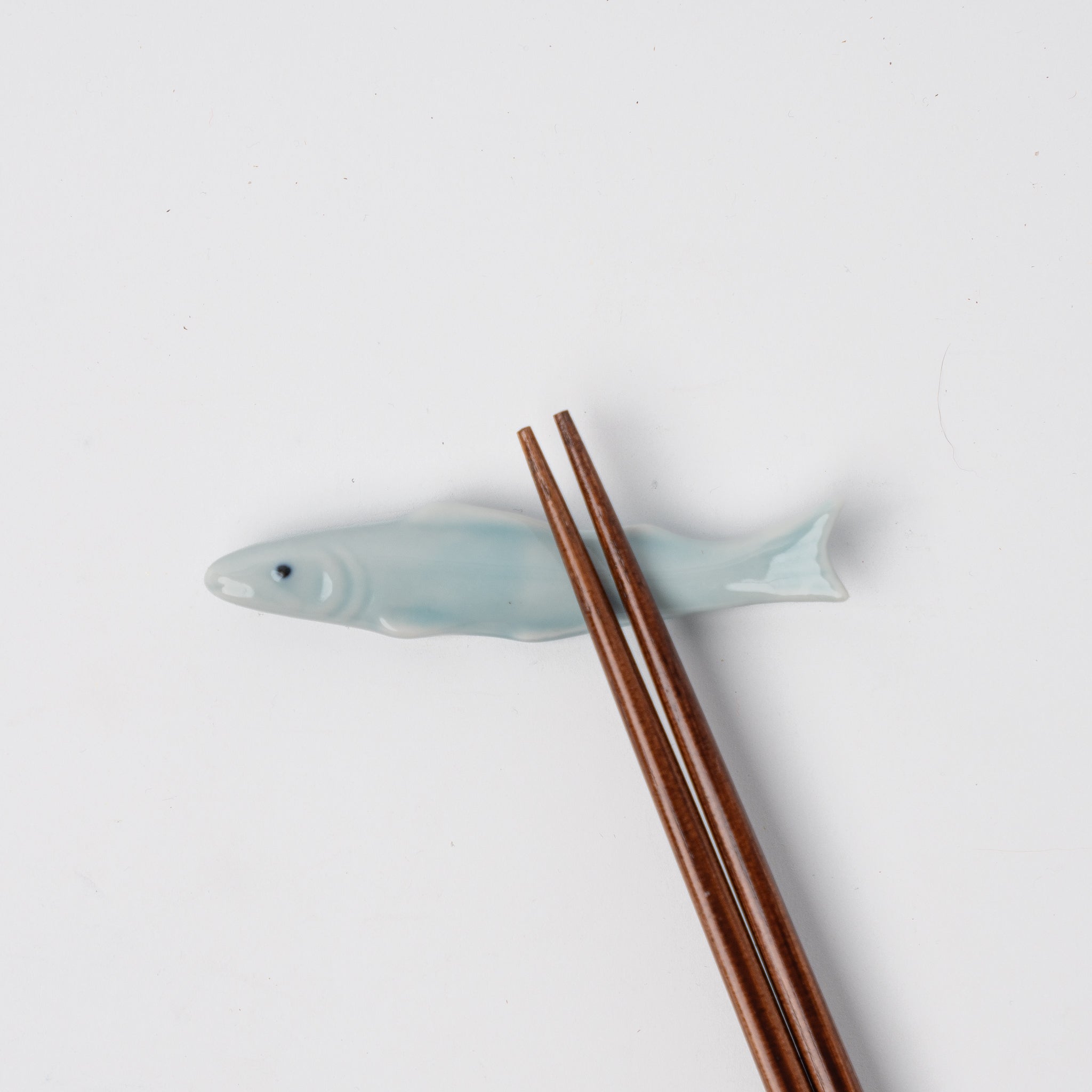 Chopstick Rest Ice Blue Mackerel V637-C1672