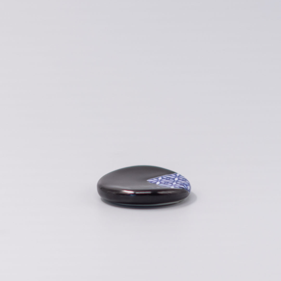 Chopstick Rest Round Black & Blue Hishi V637-C1676