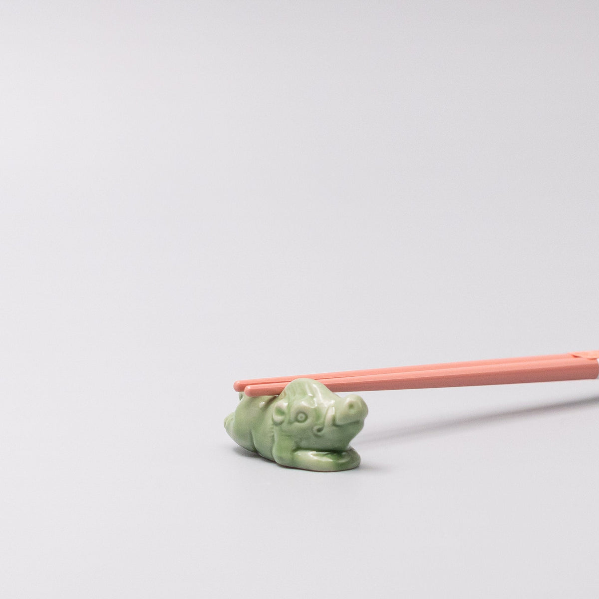Chopstick Rest Green Boar V637-C1695