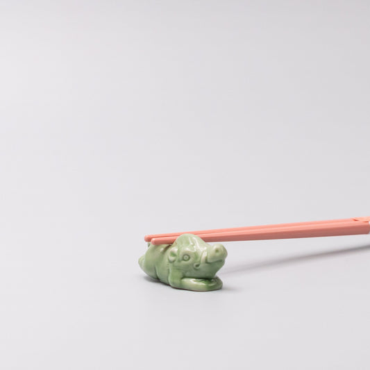 Chopstick Rest Green Boar V637-C1695