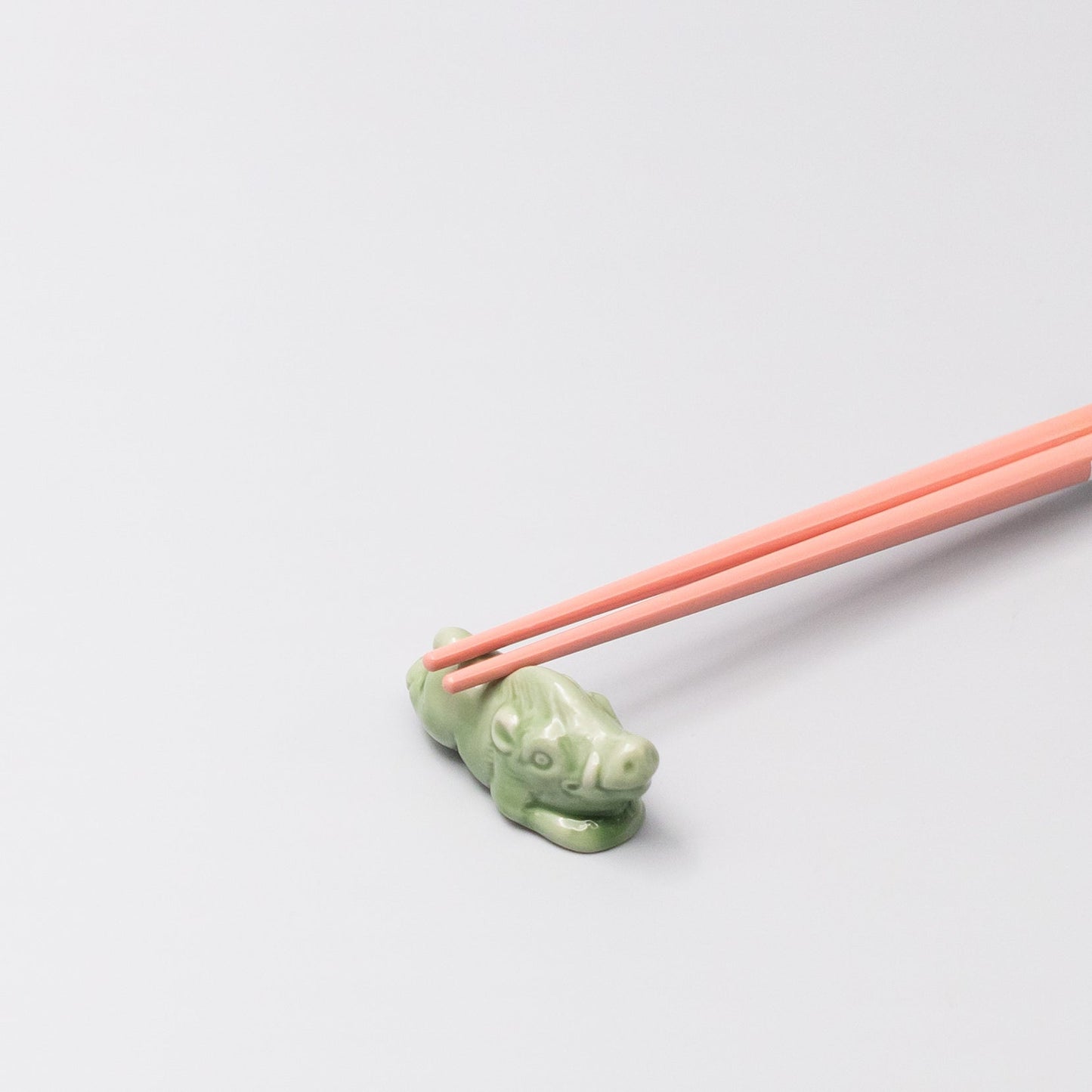 Chopstick Rest Green Boar V637-C1695