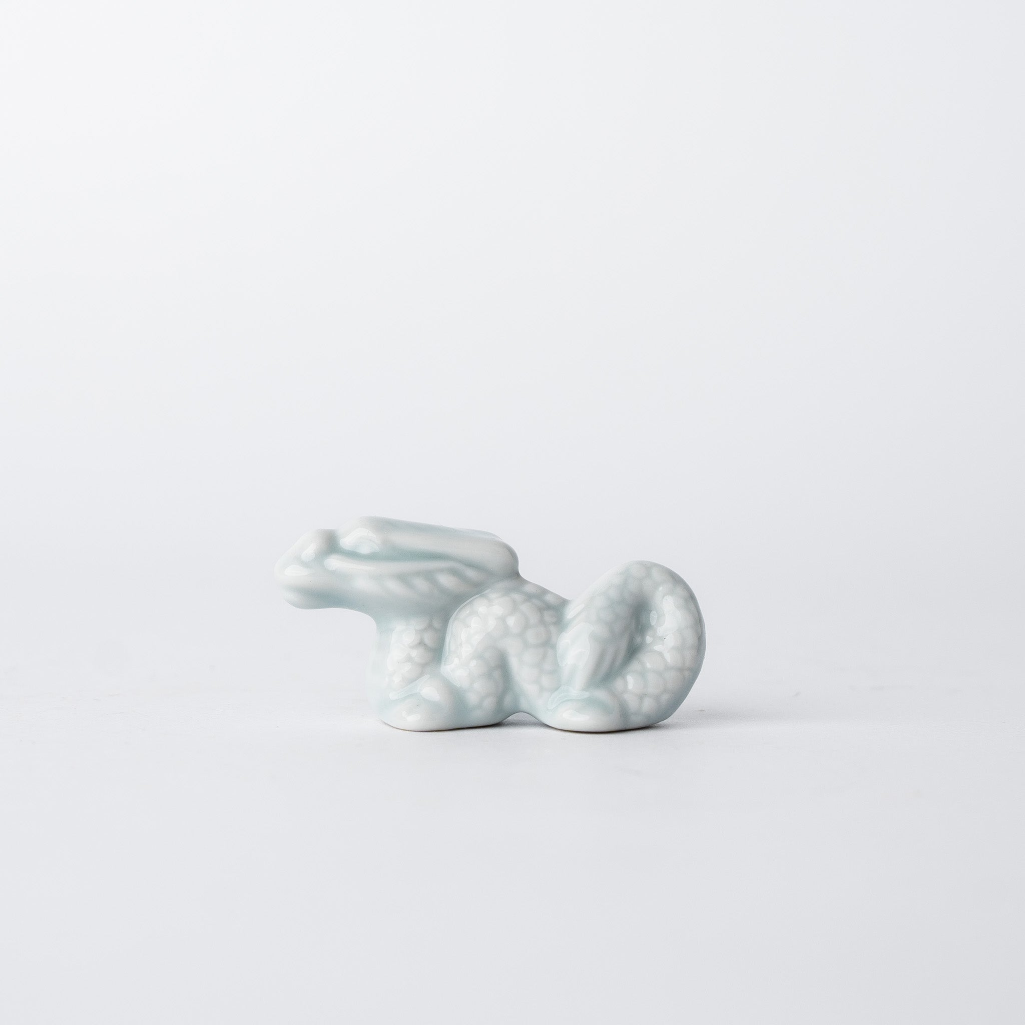 Chopstick Rest Ice Blue Dragon V637-C1696