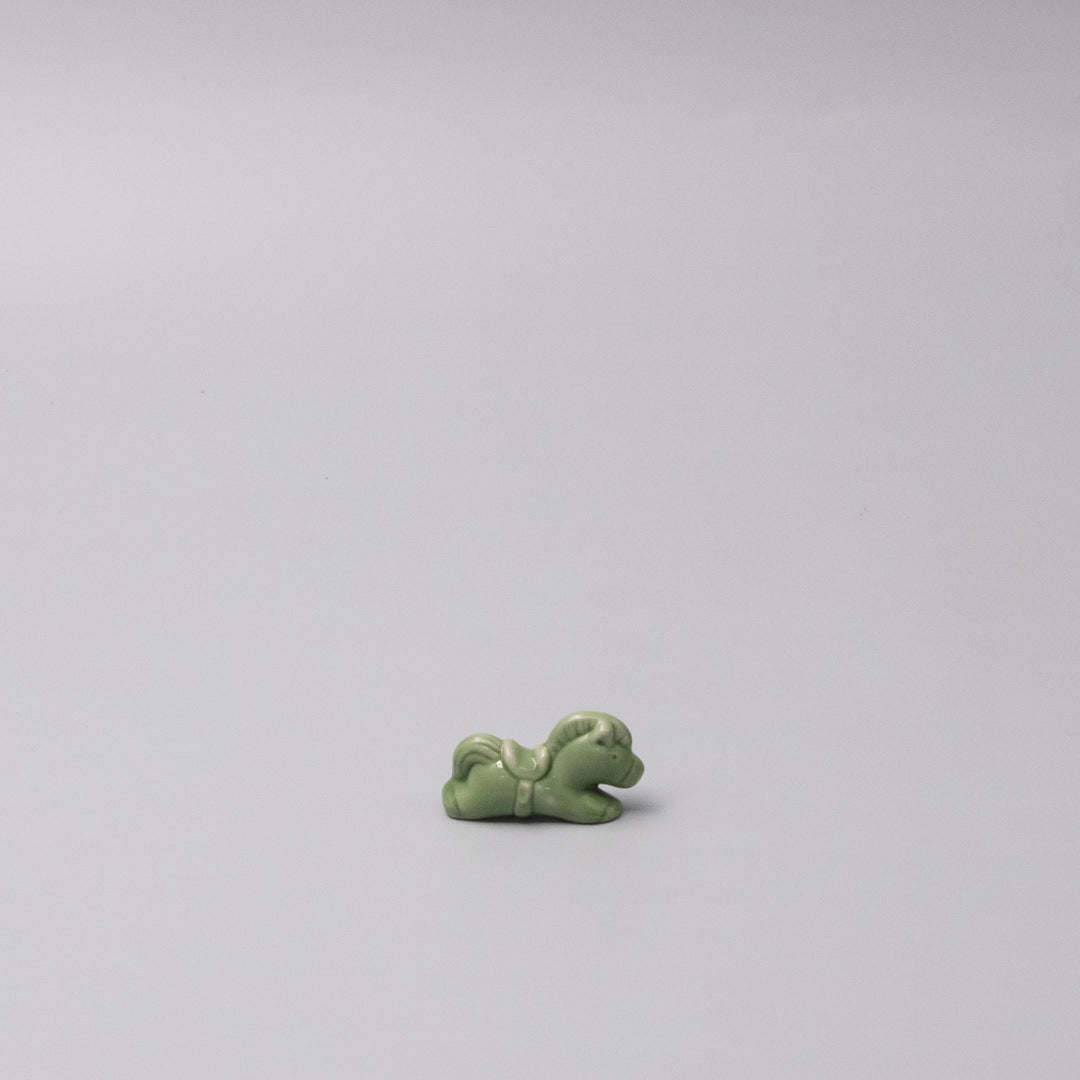 Chopstick Rest Green Horse V637-C1697