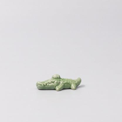 Chopstick Rest Green Alligator V637-C1701