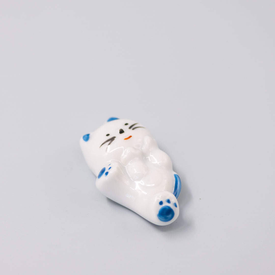 Chopstick Rest Relaxed Cat V637-C1707
