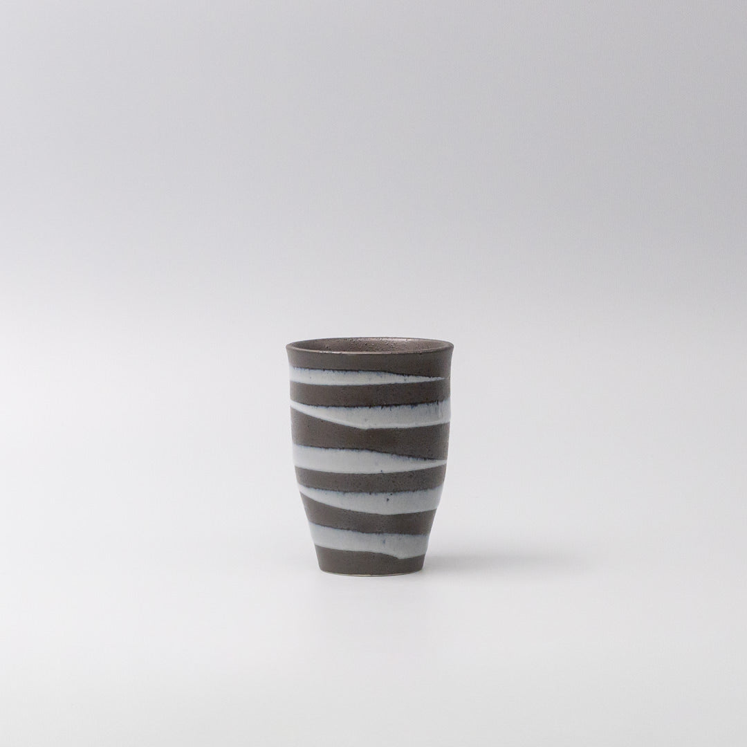 Sushi Mug 300ml Light Blue Spiral On Black Design V637-C1741