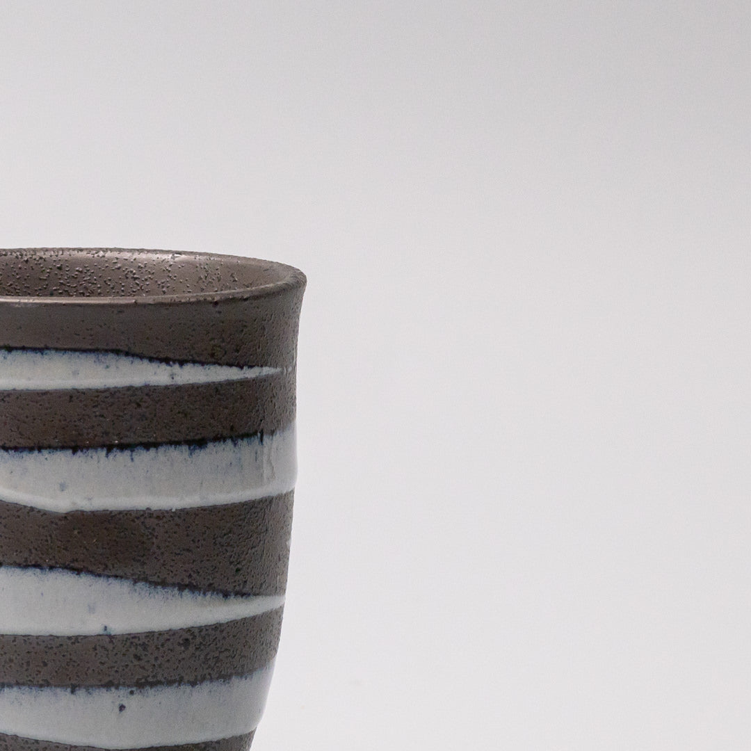 Sushi Mug 300ml Light Blue Spiral On Black Design V637-C1741