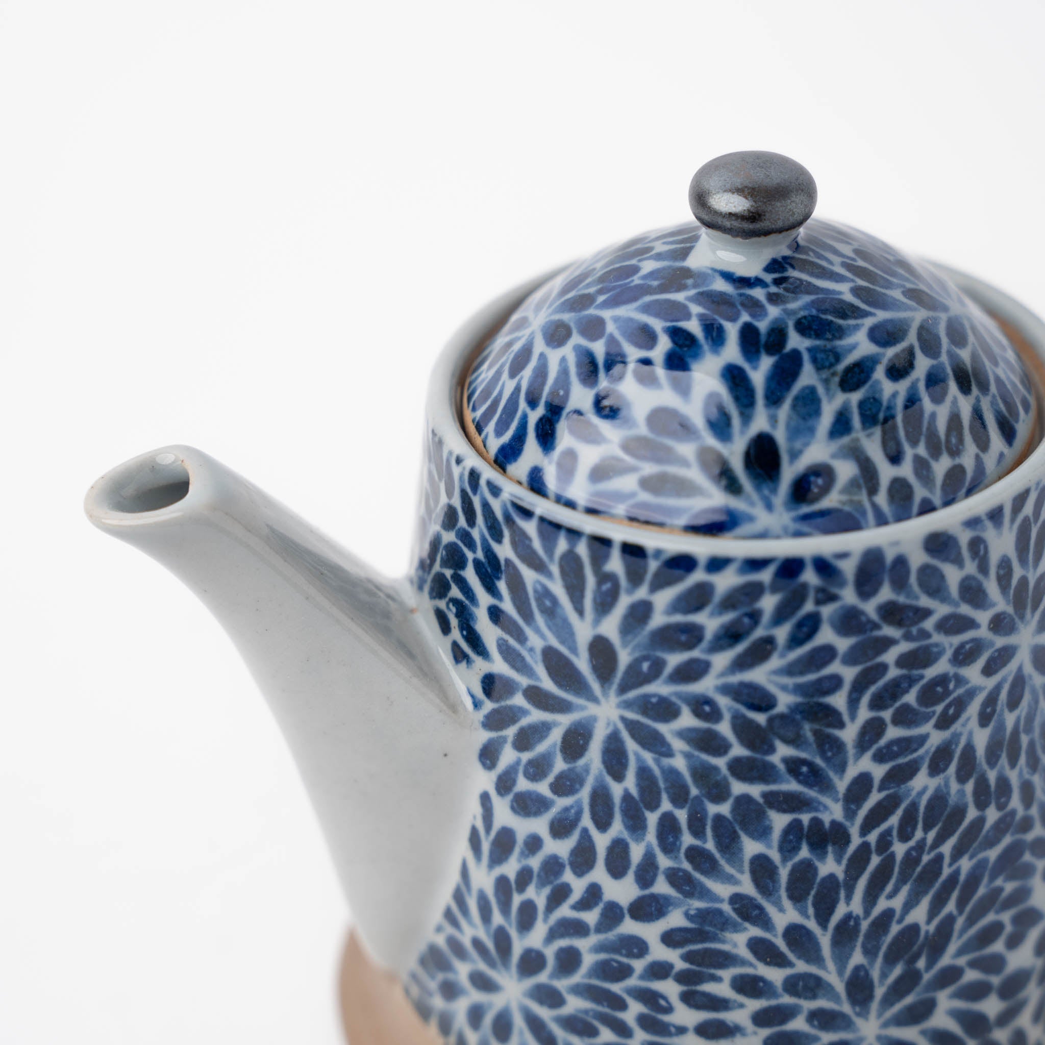 Teapot 400ml Chrysanthemum Design V637-C1878