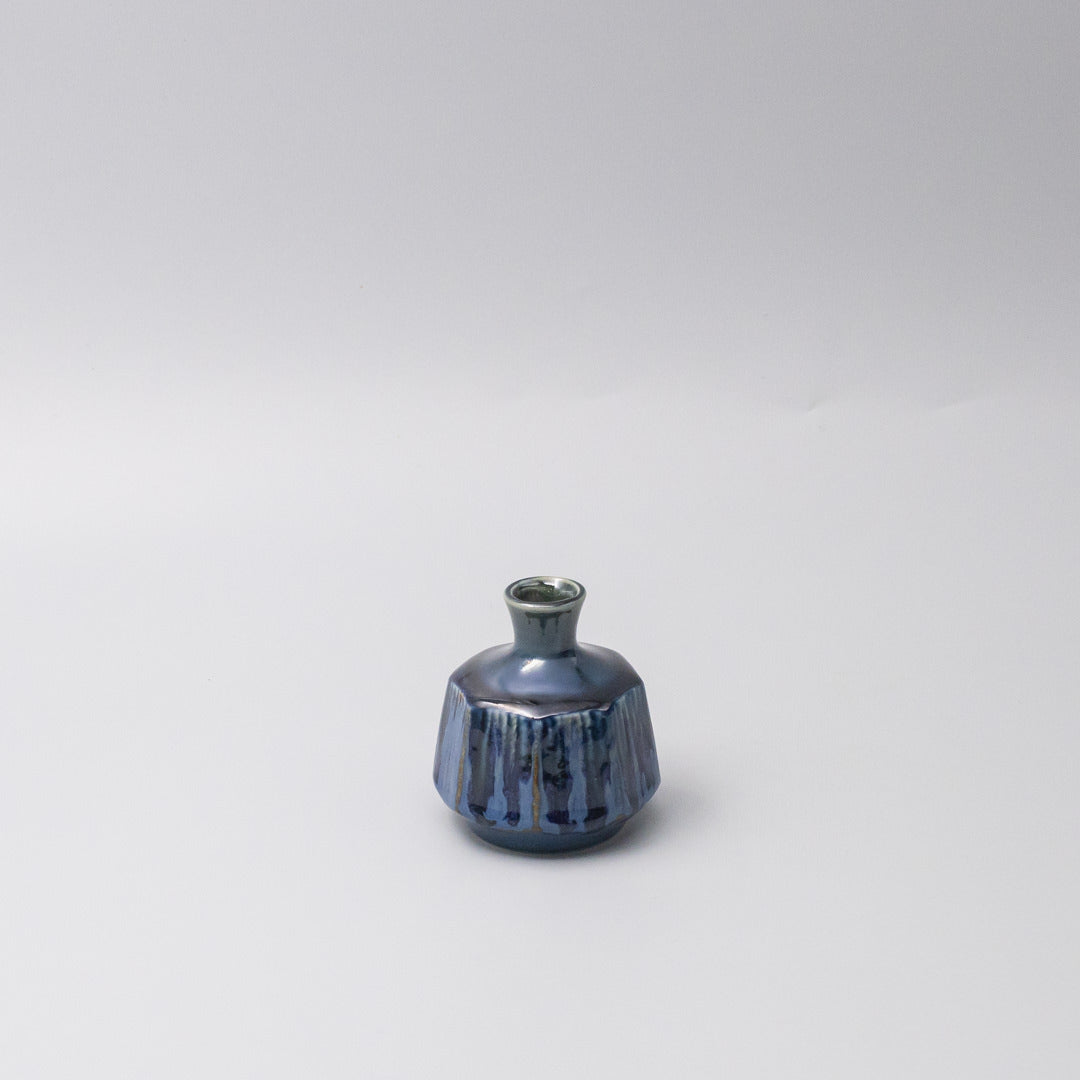Vase Small Blue Ridge Octagon V637-C2087Z