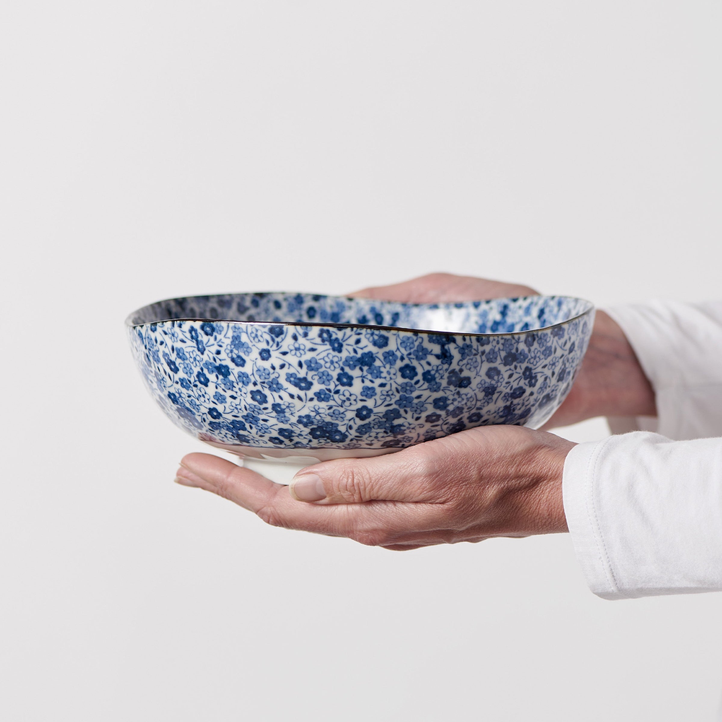 Bowl Organic 16.5cm Blue Daisy Glaze V637-C2798