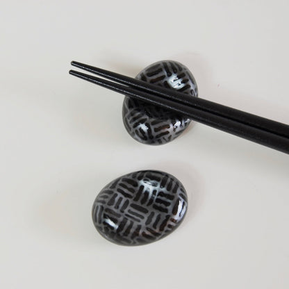 Chopstick Rest Pebble Steps V637-C2864