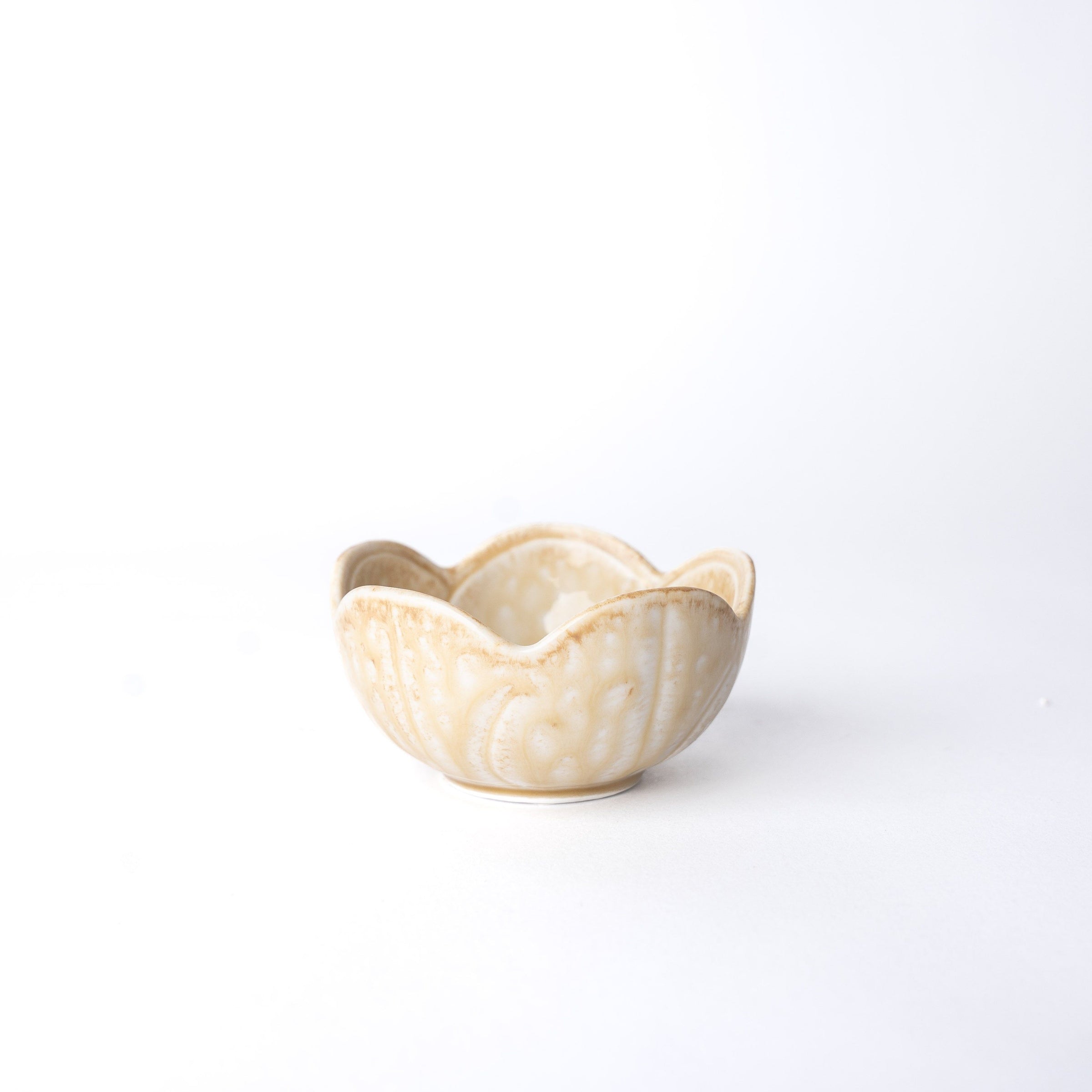 Sauce Dish Ume Shape Dune Glaze V637-C3196