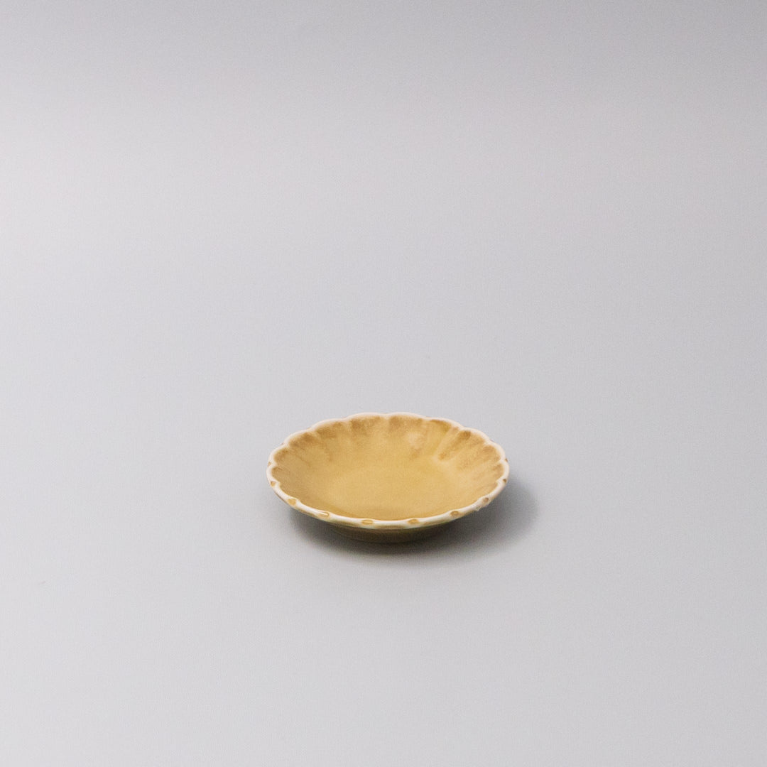 Sauce Dish 8cm Scallop Saffron Gloss Glaze V637-C3607