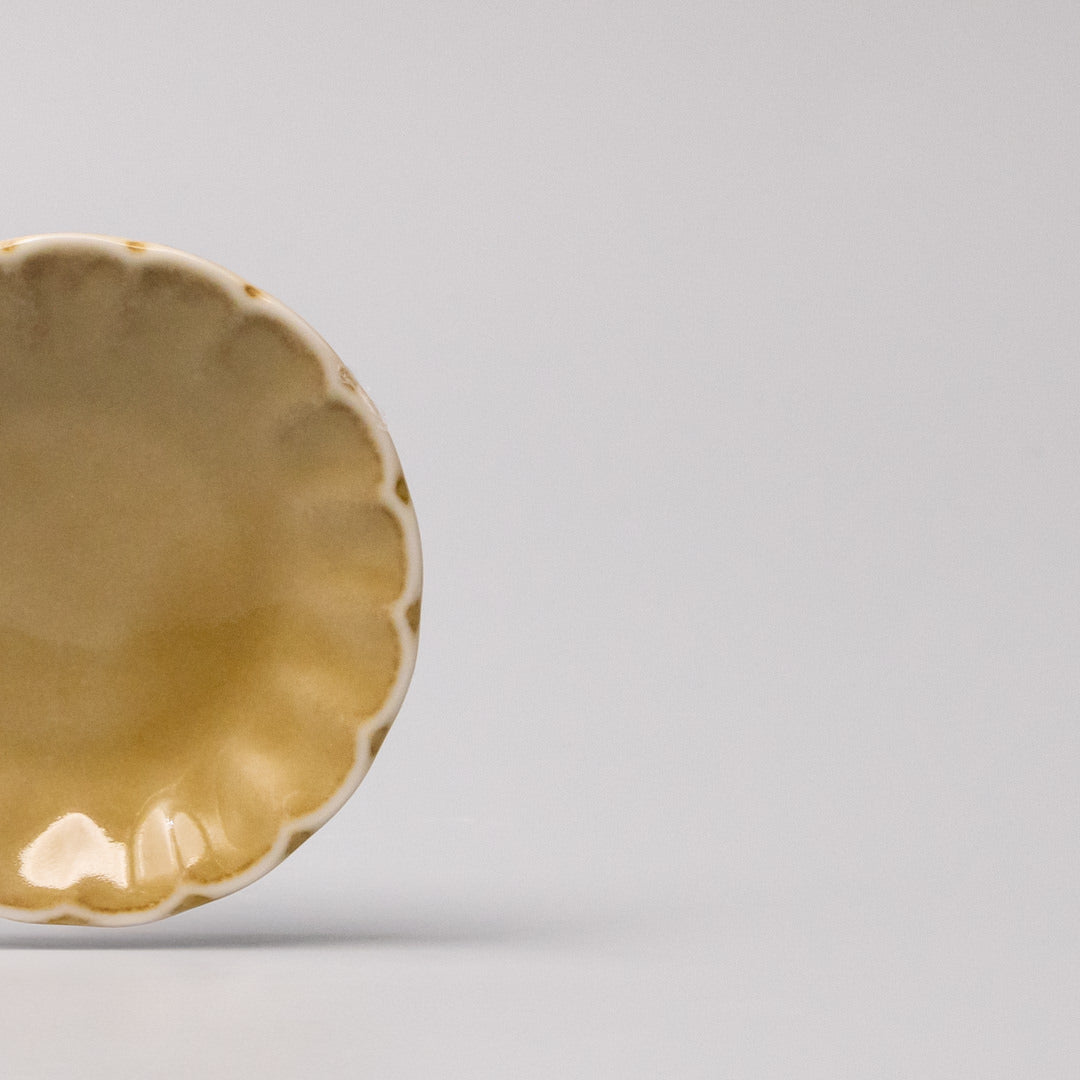 Sauce Dish 8cm Scallop Saffron Gloss Glaze V637-C3607