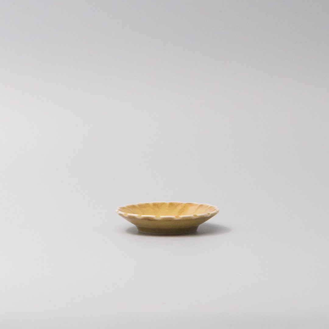 Sauce Dish 8cm Scallop Saffron Gloss Glaze V637-C3607