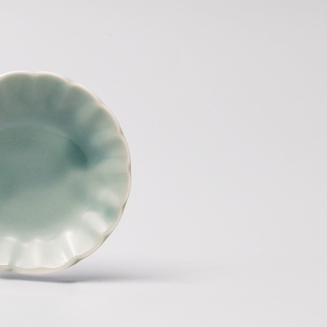 Sauce Dish 8cm Scallop Celadon Gloss Glaze V637-C3608