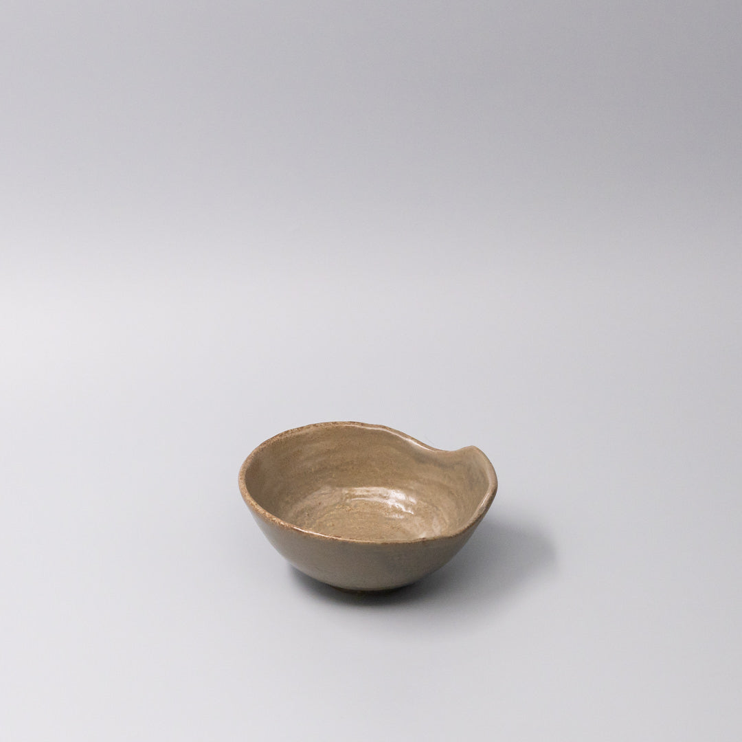 Bowl with Handle 13cm Hazel Glaze V637-C3633