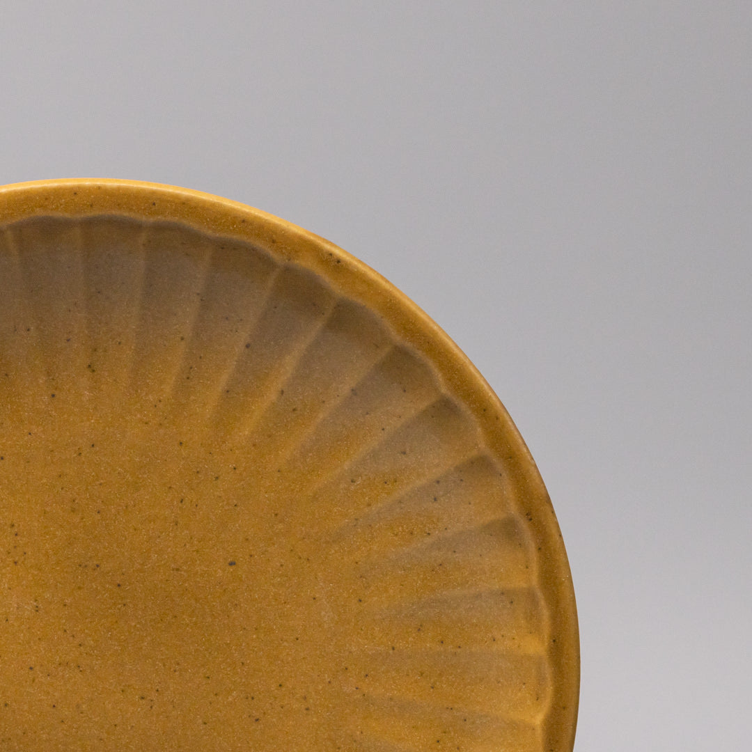 Plate 21.5cm Sunburst Turmeric Glaze V637-C3648