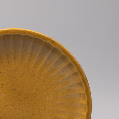 Plate 21.5cm Sunburst Turmeric Glaze V637-C3648