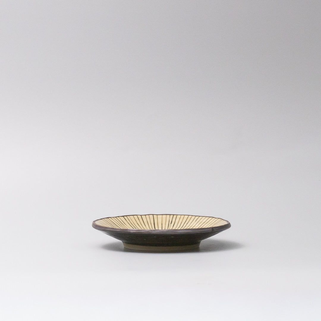 Saucer 13.5cm Green Converging Line Glaze V637-C3736