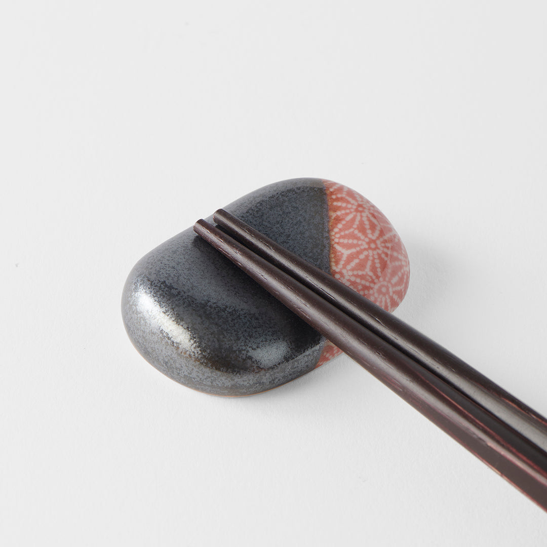Chopsticks Rest Pebble Black Orange V637-C4098