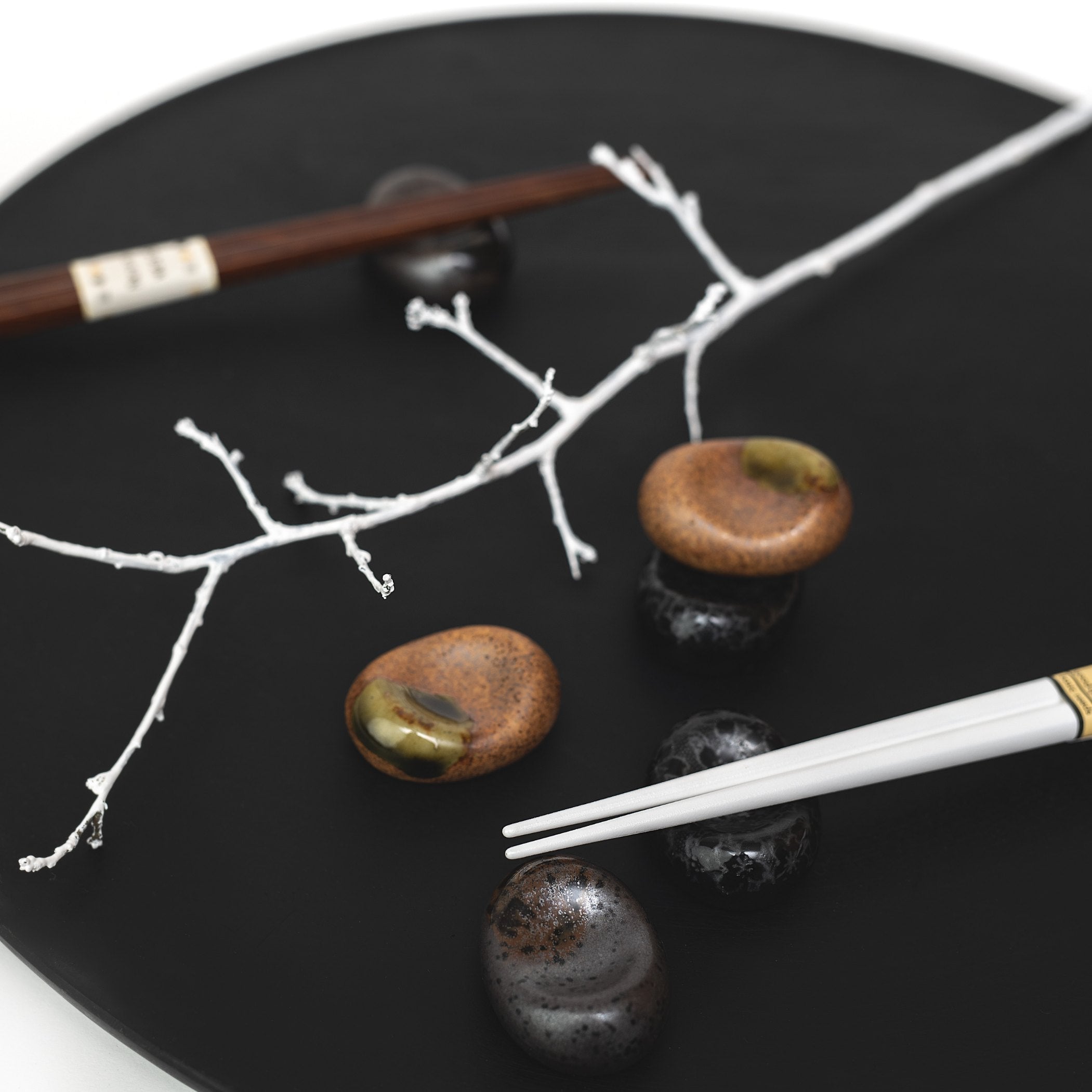 Chopstick Rest Pebble Brown with Green Splash V637-C6146
