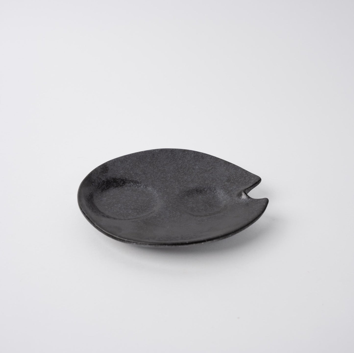 Plate Dimpled 15cm Craft Black Glaze V637-C6923