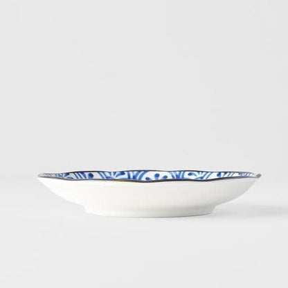 Tapas Plate 16.5cm Petal Crest Design V637-C7203C