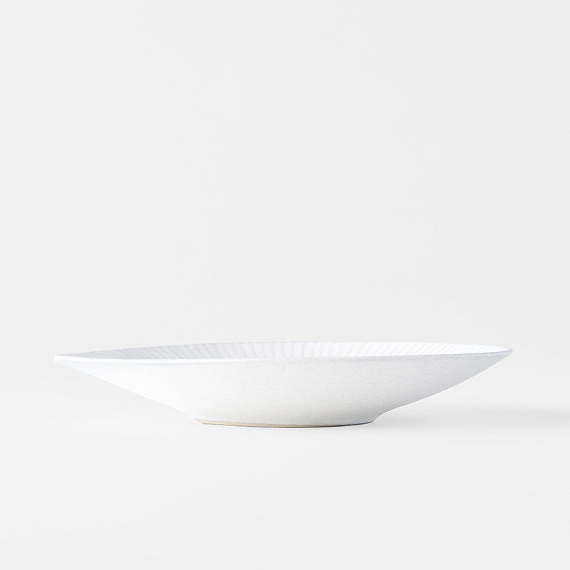 Plate 17.5cm Snow Leaf Glaze V637-C7611