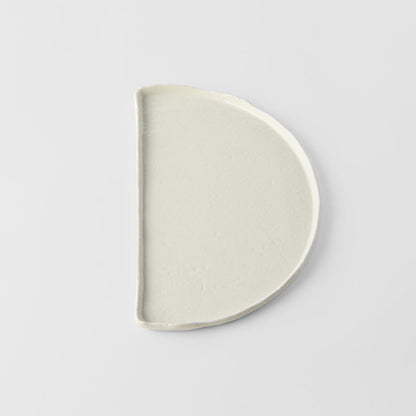 Half Moon Plate 27cm Ivory White Glaze V637-C7627