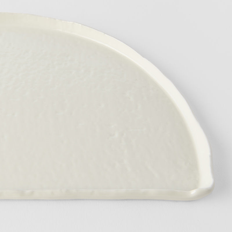 Half Moon Plate 27cm Ivory White Glaze V637-C7627