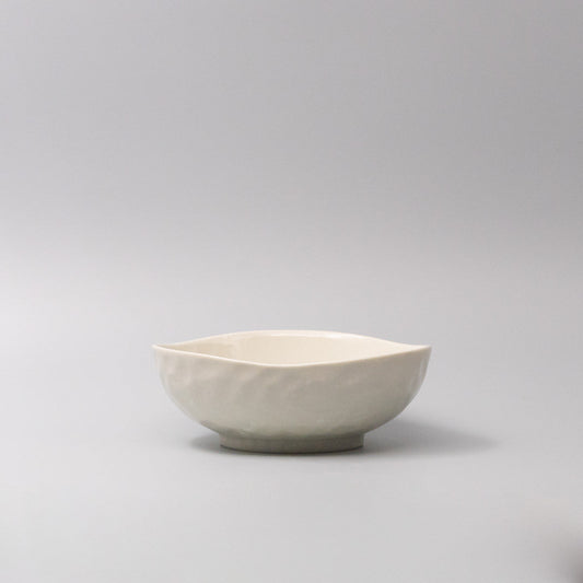 Bowl Organic Shape 17cm Kanso Soft White Glaze V637-C7637