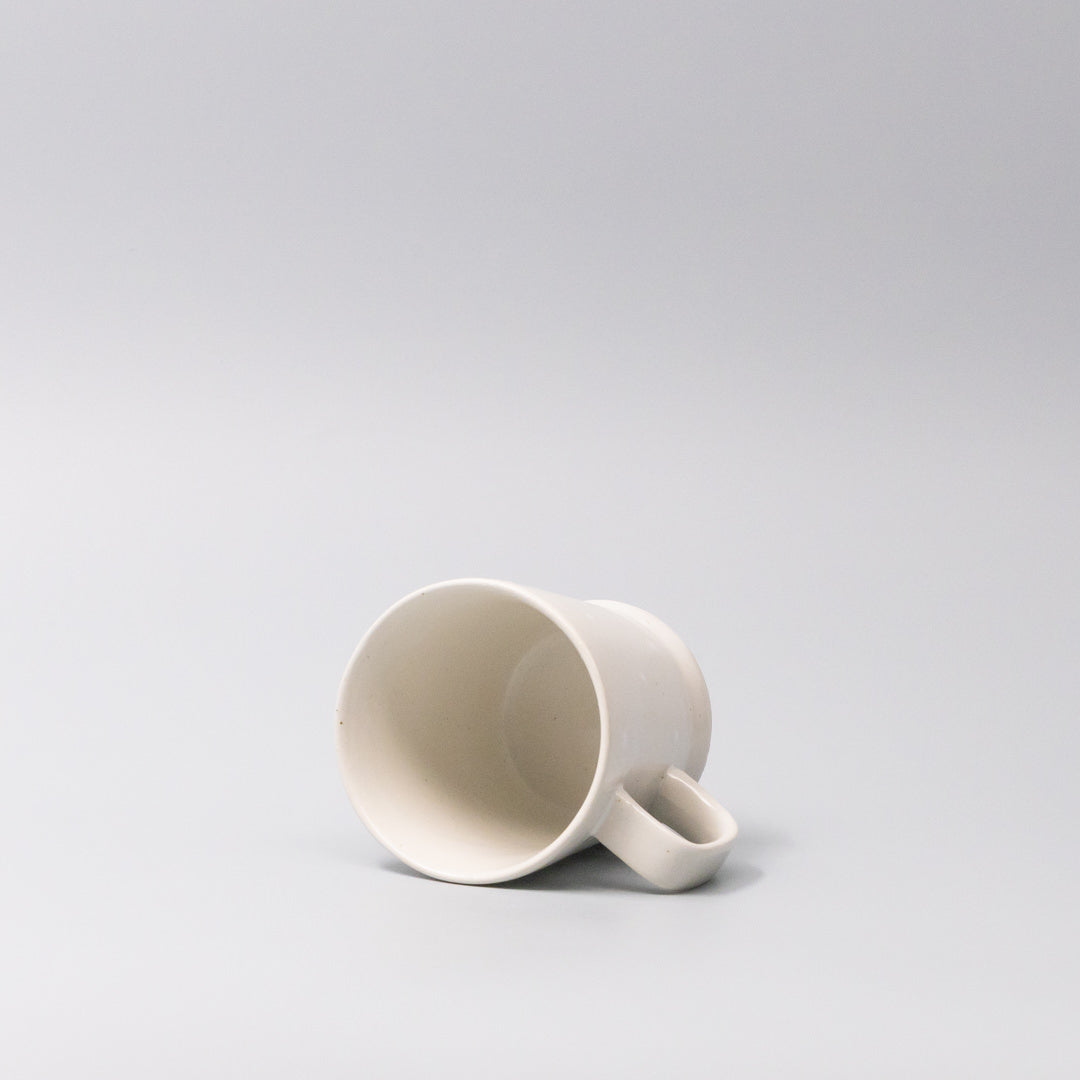Mug 8.5cm White Dot Glaze V637-C7782