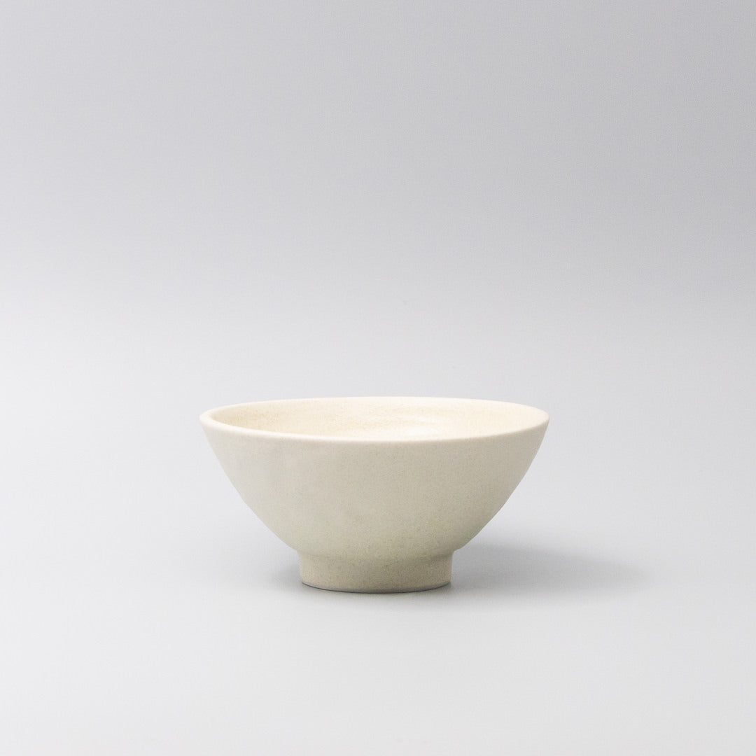Bowl Medium 15.5cm Buttermilk Glaze V637-C7977