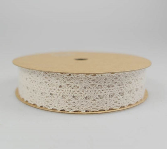 bulk 48 3m Cotton Lace Ribbon 28mm w Assort Display Box V637-CRA23632