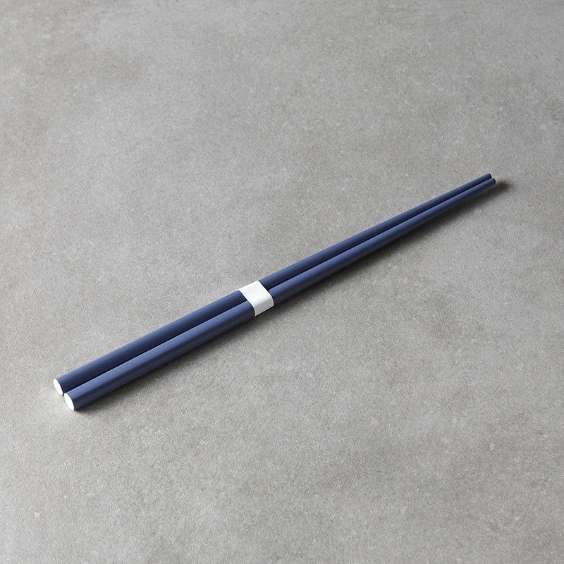 Chopsticks Lacquered Navy & White V637-L0302
