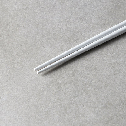 Chopsticks Lacquered Grey & White V637-L0313
