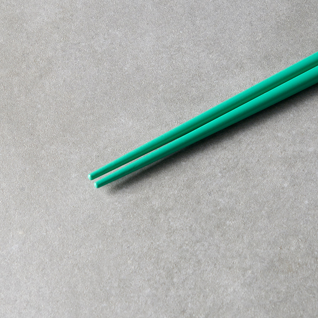 Chopsticks Lacquered Green & White V637-L0315