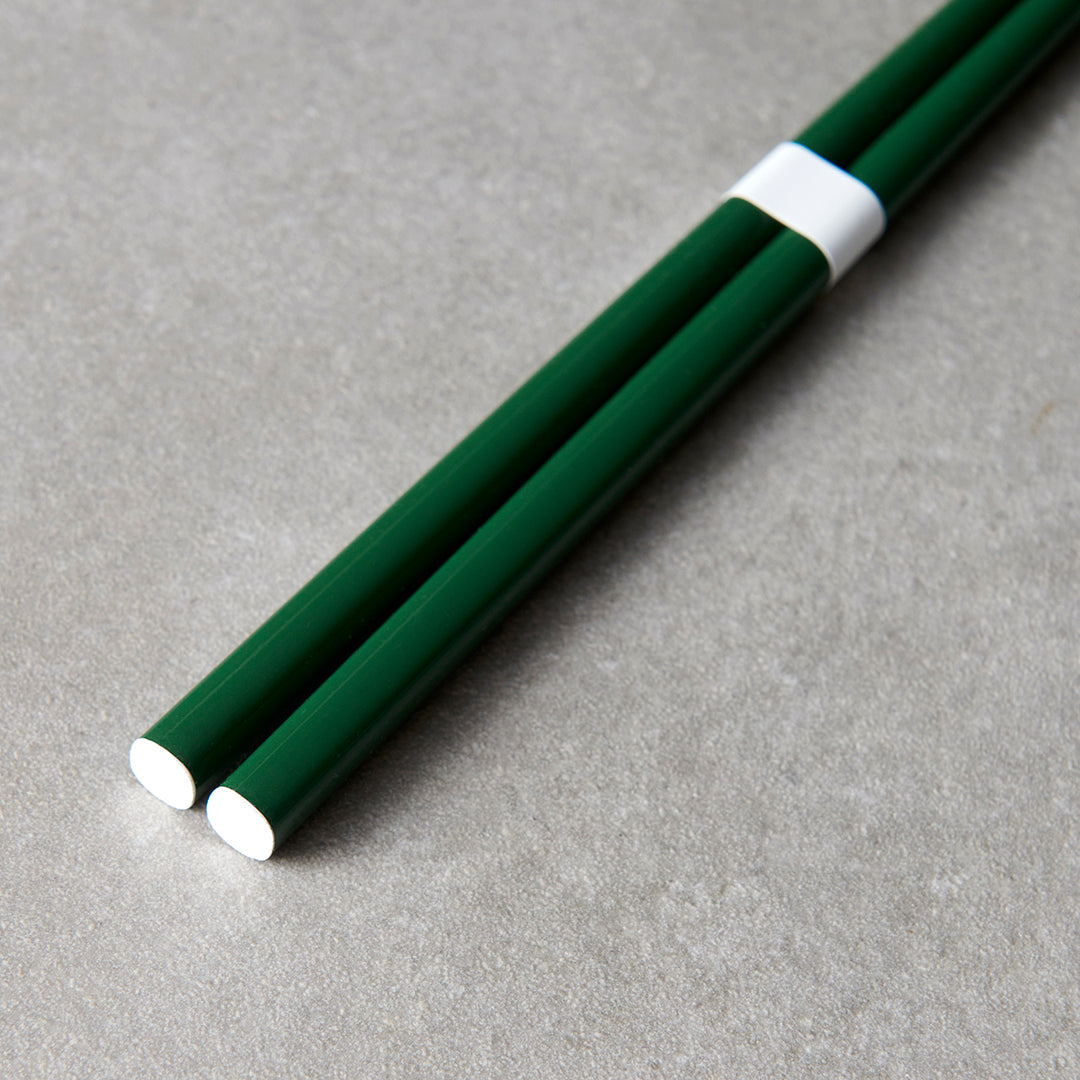 Chopsticks Lacquered Dark Green & White V637-L0316