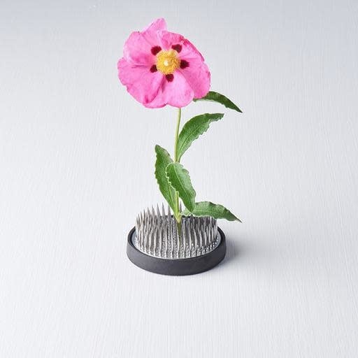 Kenzan Ikebana Pin Base 6cm Round V637-U2352