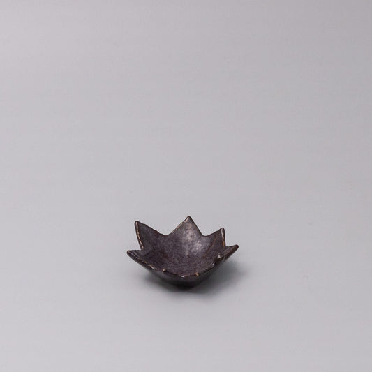Sauce Dish Maple Leaf 6cm Rasin V637-Y2505-62